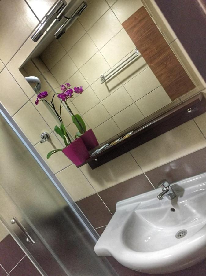 Hotel Oaza 코니츠 외부 사진