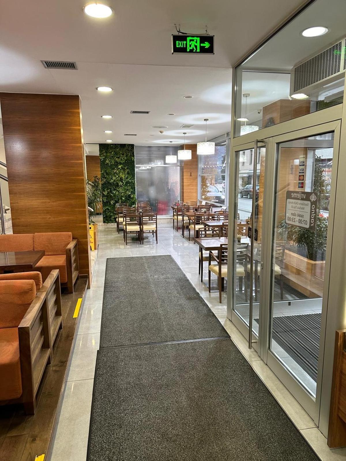 Hotel Oaza 코니츠 외부 사진
