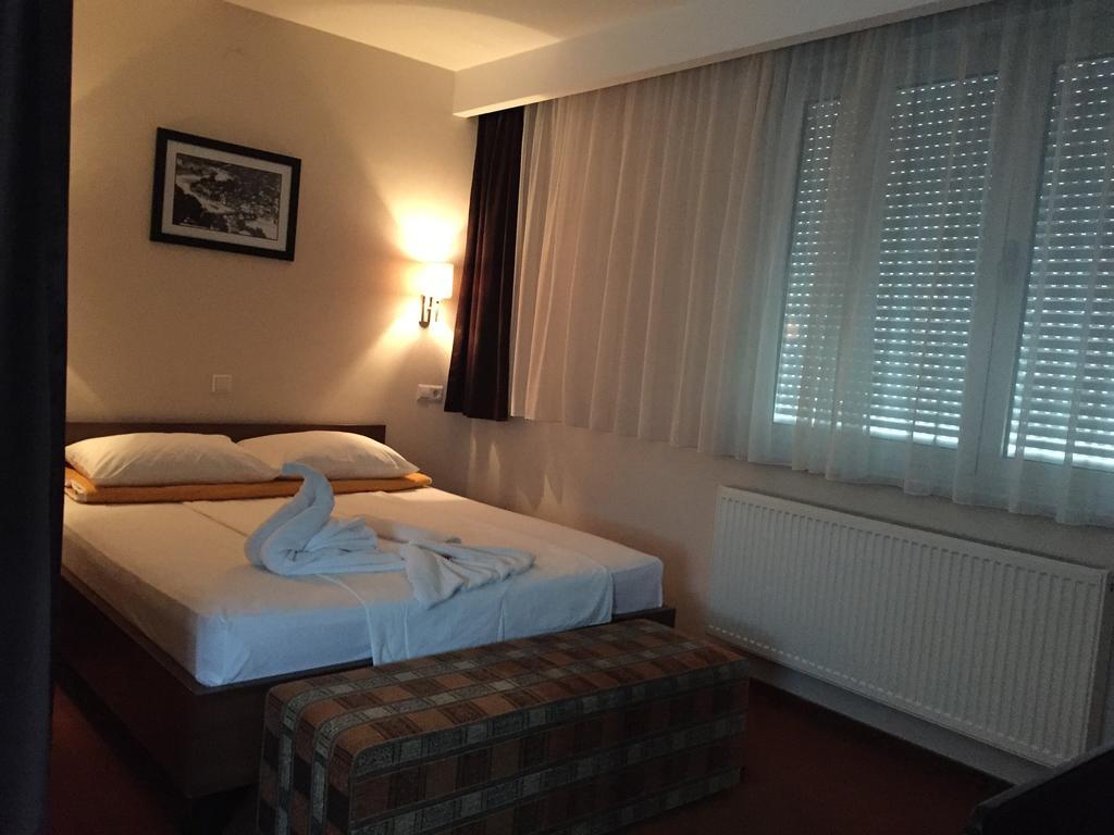 Hotel Oaza 코니츠 외부 사진
