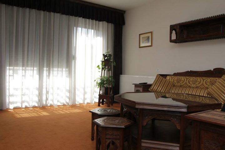 Hotel Oaza 코니츠 외부 사진